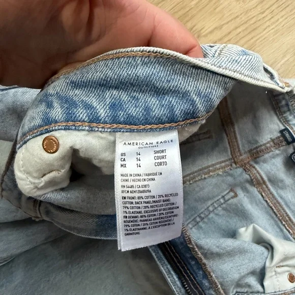 American Eagle Jeans - Picture 3 of 4
